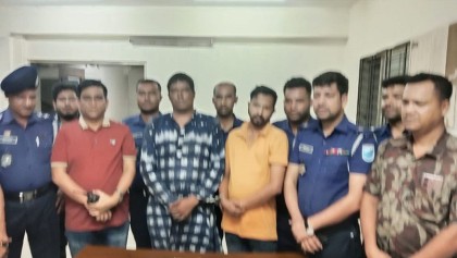সিদ্ধিরগঞ্জে পিস্তল, ম্যাগজিন ও গুলিসহ আটক ২