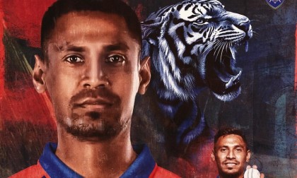 রেকর্ড গড়ে আইপিএলে দল পেলেন মুস্তাফিজ