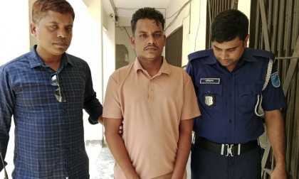 ফরিদপুরে পর্নোগ্রাফি চক্রের মূল হোতা গ্রেপ্তার