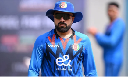 টি-টোয়েন্টির ইতিহাসে প্রথম বোলার হিসেবে ৭০০ উইকেটের চূড়ায় রশিদ খান