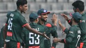 নাহিদের বল হাতে নিজের সেরা ফর্মেই পাকিস্তানের ব্যাটিং ধস