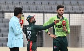 অঘোষিত ‘ফাইনালে’ টসে হেরে ব্যাটিংয়ে বাংলাদেশ