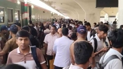 ঈদ শেষে রাজধানীমুখী মানুষের চাপ, বাস-ট্রেন-লঞ্চ স্টেশনে ভিড়