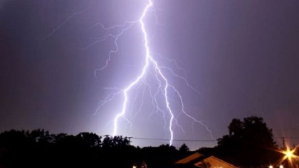 ছয় জেলায় বজ্রপাতে ১২ জনের মৃত্যু