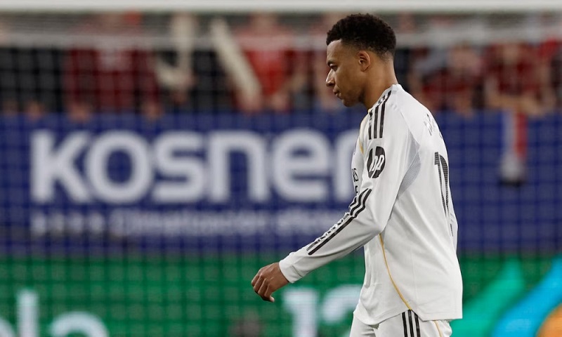 বিশ্বকাপের আগে আবার ইনজুরিতে এমবাপ্পে