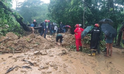 চকরিয়া ও পার্বত্য জেলা বান্দরবানে ভারি বর্ষণে পাহাড়ধসে ৭ জনের মৃত্যু