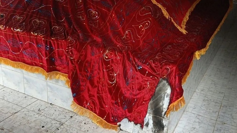 বরগুনায় সেই মাজারে ফের অগ্নিসংযোগ