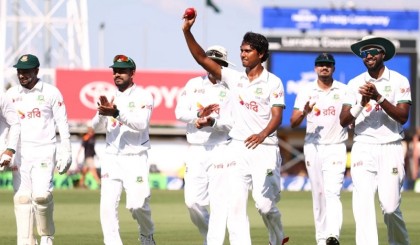 হাসানের বোলিং তোপে অস্ট্রেলিয়ার ডারউইন টেস্টে প্রথম দিনটি স্বপ্নের মত কাটল বাংলাদেশের