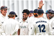 বাংলাদেশি দুই তারকার পারফরম্যান্সে কাউন্টির শীর্ষ কেন্ট